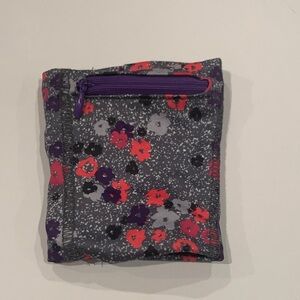 Gertex Zippered Athletic Wristband Sports Pouch Women’s Floral Gray Purple Pink